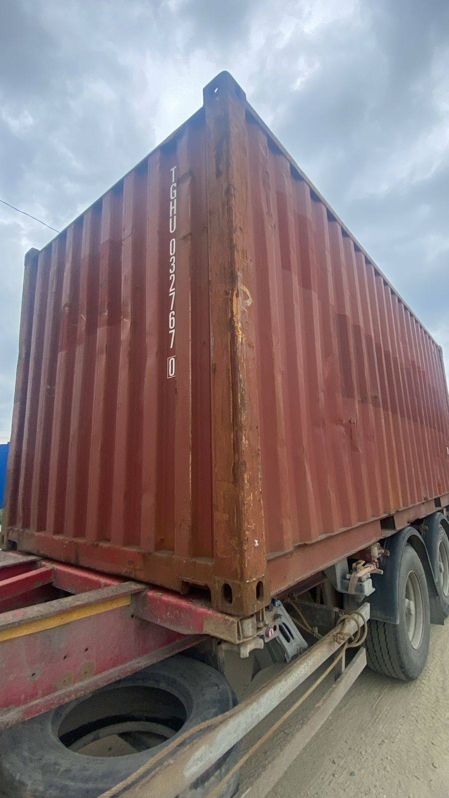 Морской контейнер TGHU0327670